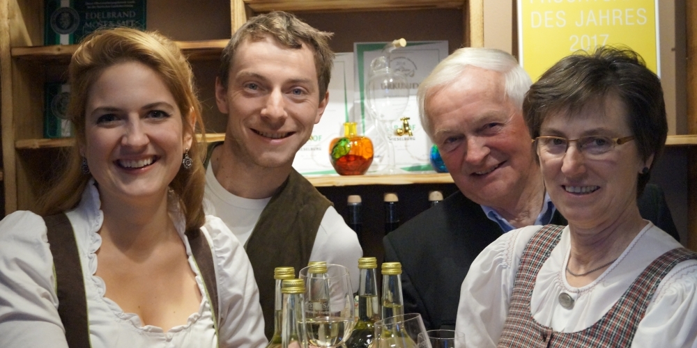 http://www.singer-obsthof.at/data/image/thumpnail/image.php?image=245/singer_obsthof_at_familie_article_4548_0.jpg